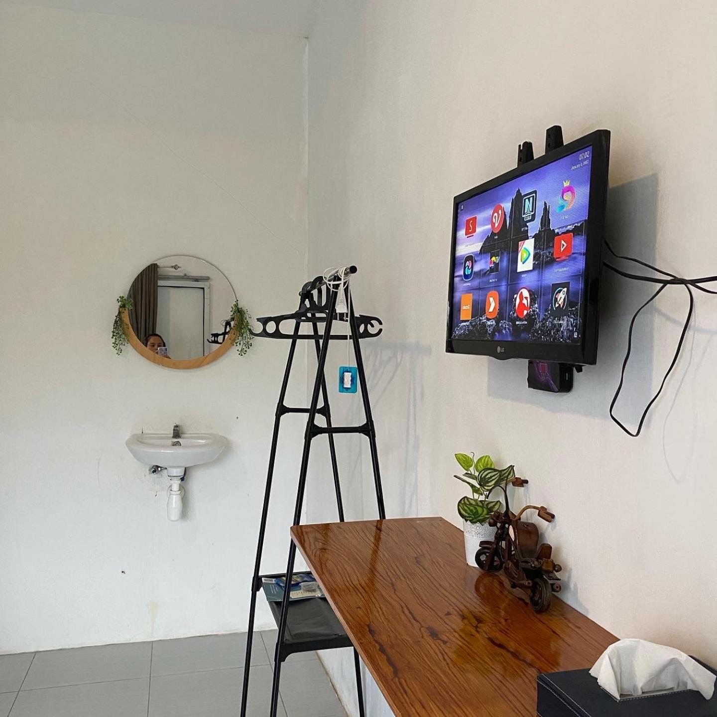 Robiu Bed & Breakfast Banyuwangi  Eksteriør bilde
