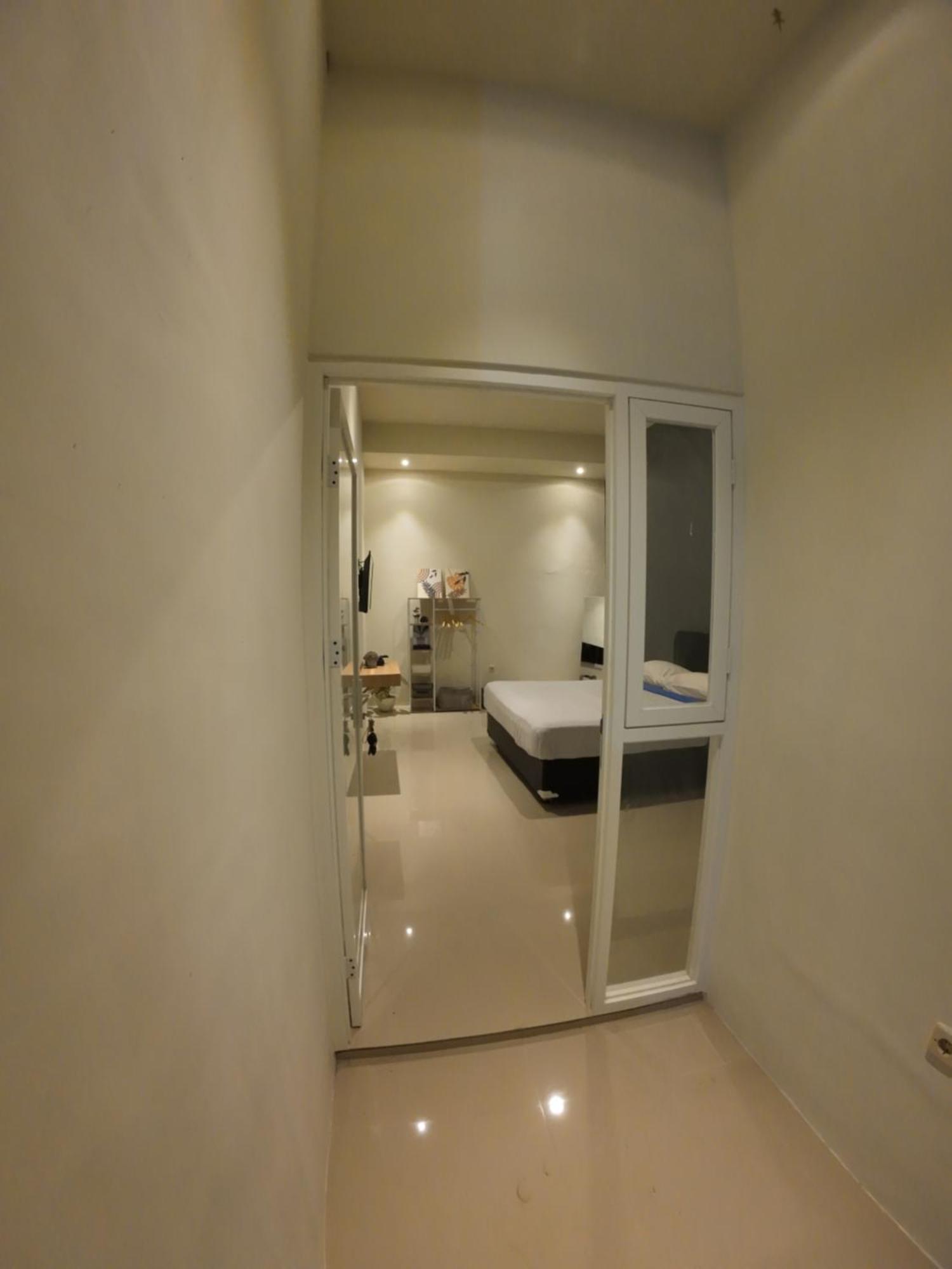 Robiu Bed & Breakfast Banyuwangi  Eksteriør bilde