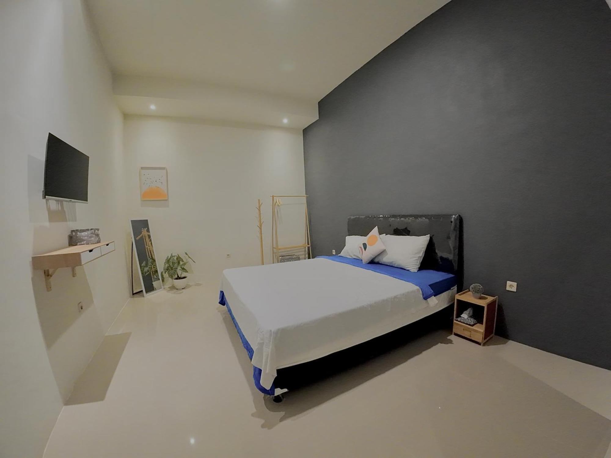 Robiu Bed & Breakfast Banyuwangi  Eksteriør bilde